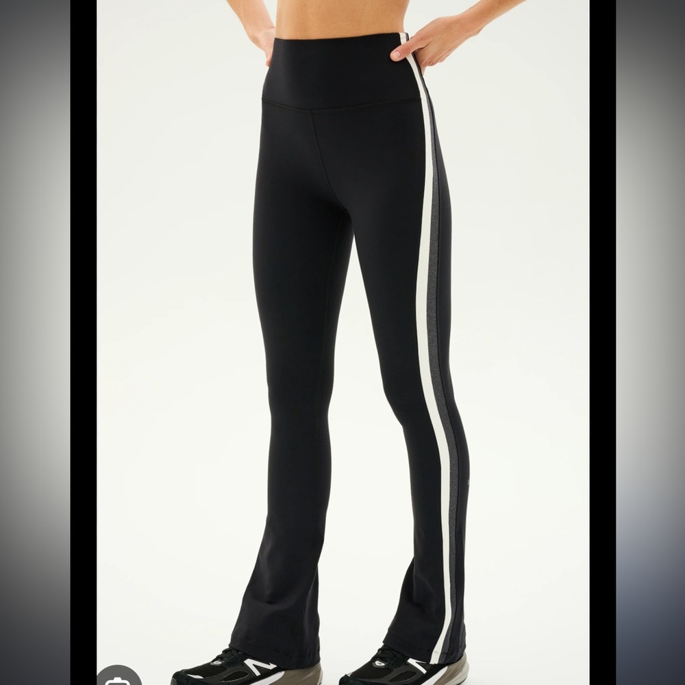 Splits59 flare leggings